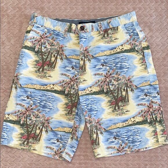Tommy Hilfiger Other - Tommy Hilfiger Men’s All Over Print Tropical Chino Shorts